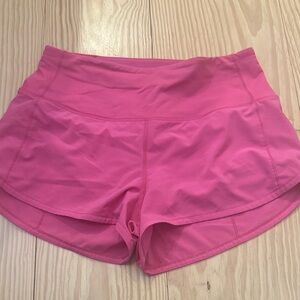 Lululemon Athletica hurry hot 2.5” Pink Athletic Shorts
